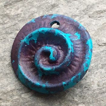 LARGE CERAMIC SHELL PENDANT